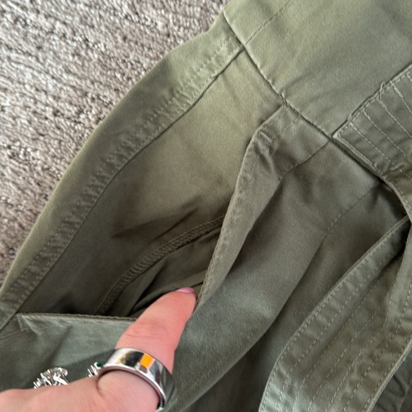 A.L.C. Karey Belted High Rise Pant in Light Army - Picture 6 of 9